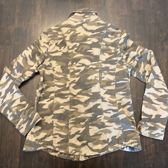 Factory distressed cargo jacket - Picture 5 of 8